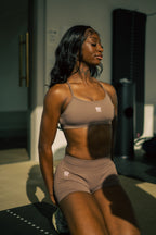 SCULPT SHORT